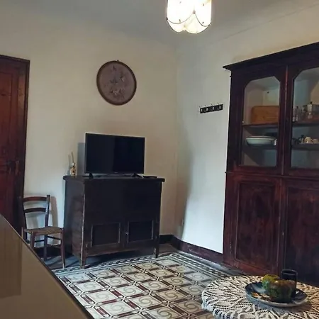 Casa Con Giardino