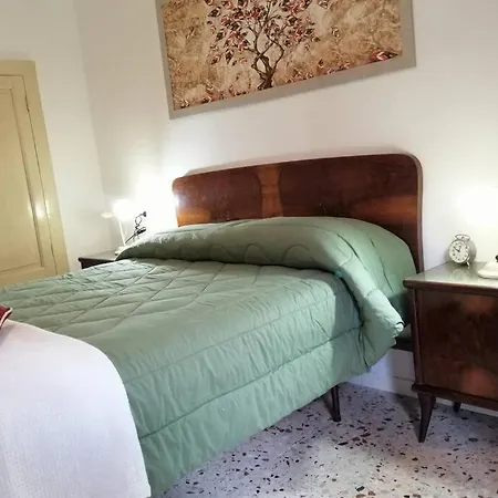 Casa Con Giardino